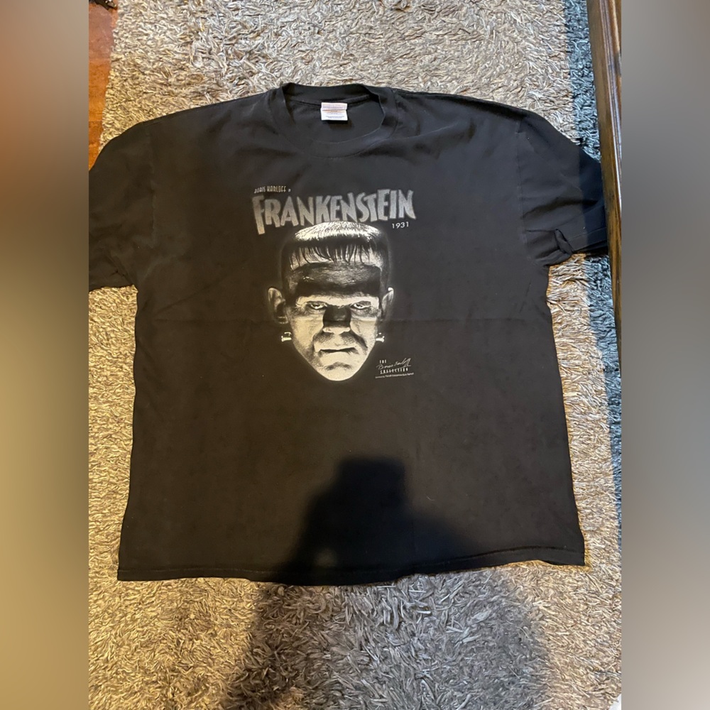 Frankenstein Short Sleeve Shirt Size XL